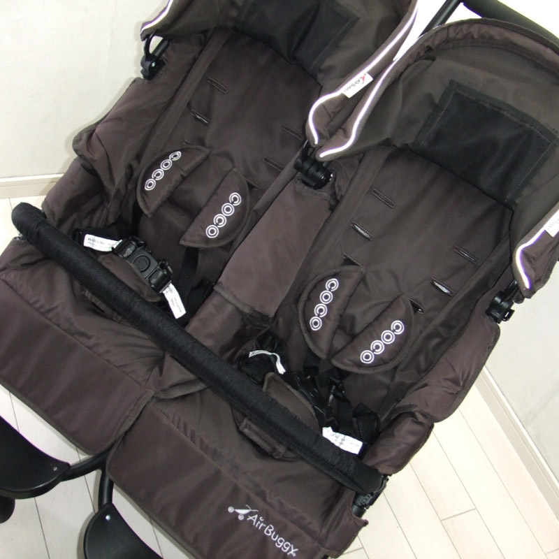 美品 パンクしております。ベビーカー エアバギー ココ ダブル