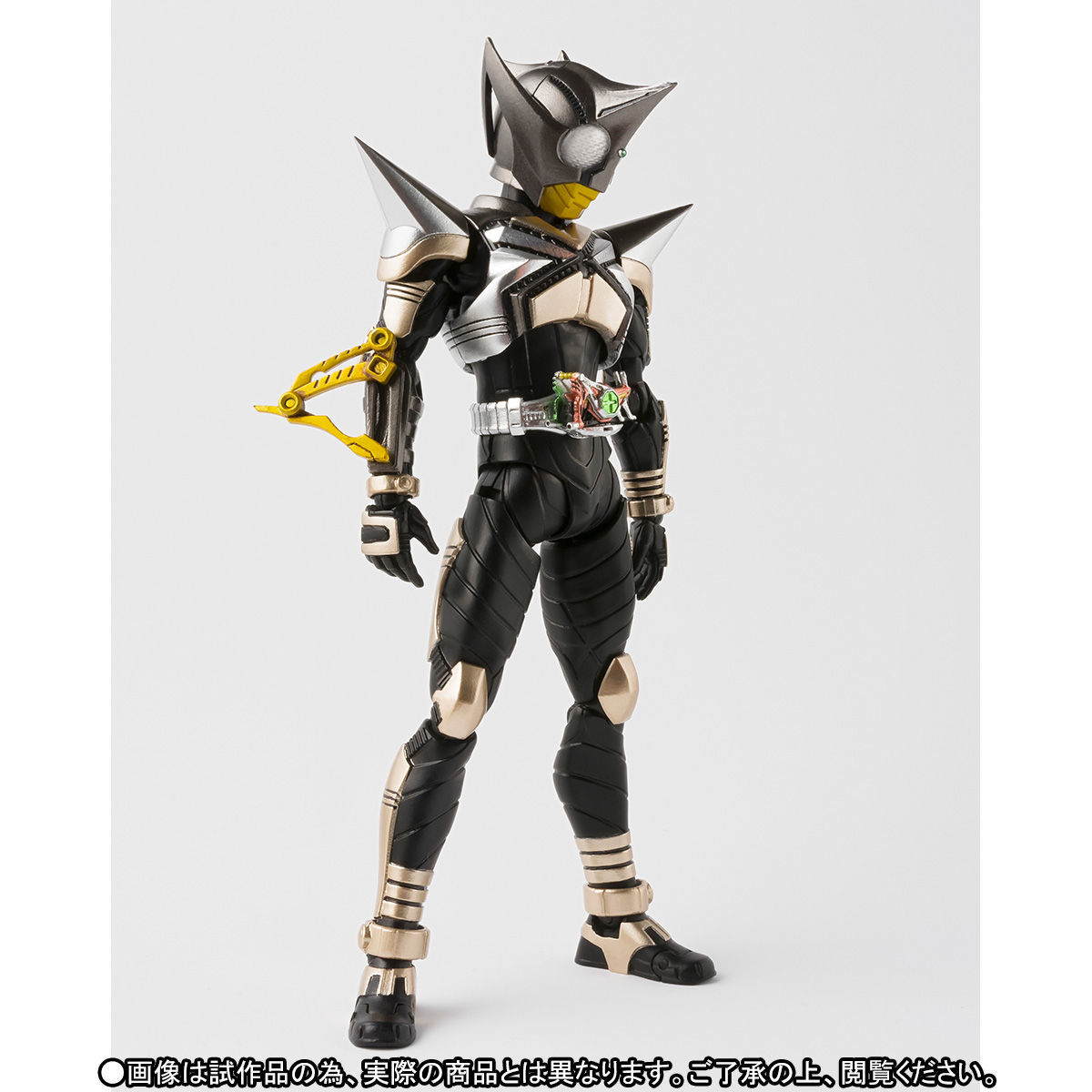 バンダイ　魂ウェブ商店　S.H.Figuarts（真骨彫製法） 仮面ライダーカブト 仮面ライダーパンチホッパー　新品未開封品_画像2