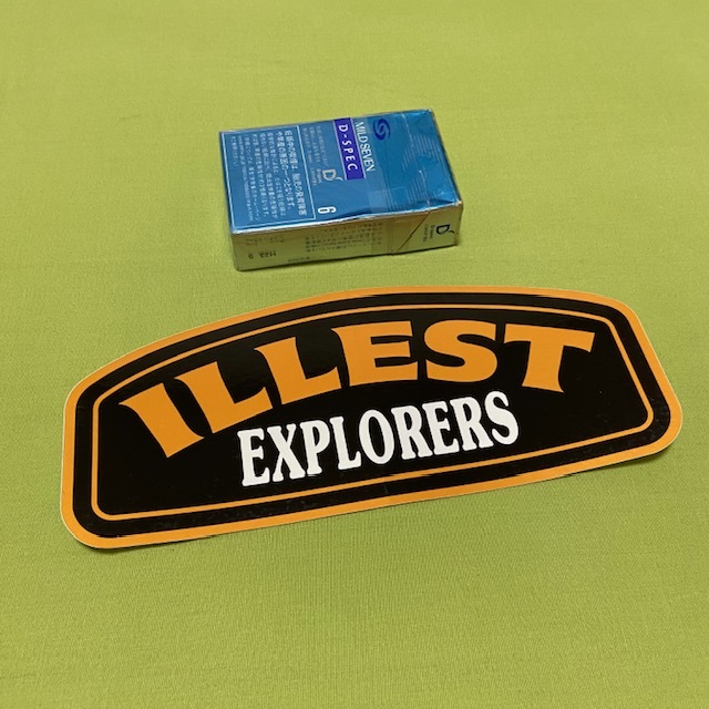 ILLEST バンパーステッカー ★OVERLAND EXPLORER ★ USDM イレストの画像1