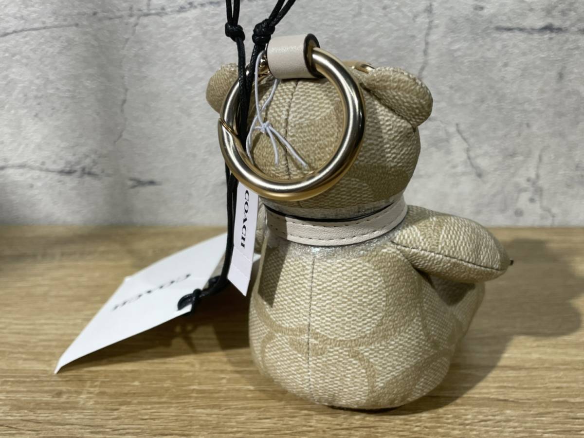 新品未使用】COACH コーチ ベア バッグチャーム シグネチャー 新品未使用】COACH コーチ ベア バッグチャーム シグネチャー