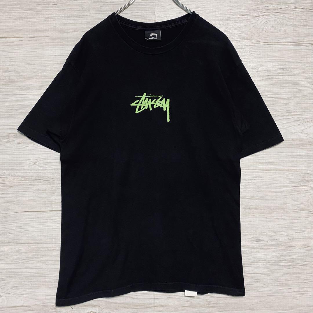 【人気デザイン】STUSSY ステューシー　センターロゴ　ストリート　即完売　レア　一点物　ユニセックス　入手困難　おしゃれ　春服　夏服