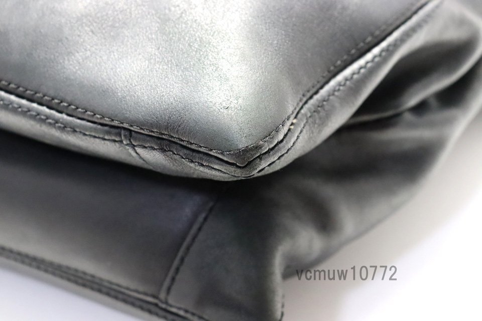 希少美□CHANEL 6番台 デカココ レザー ショルダーバッグ シャネル