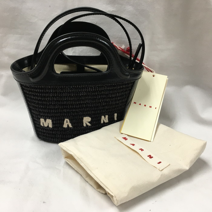 未使用 MARNI トロピカリア マイクロショルダーバッグ BMMP0067Q0 [jgg