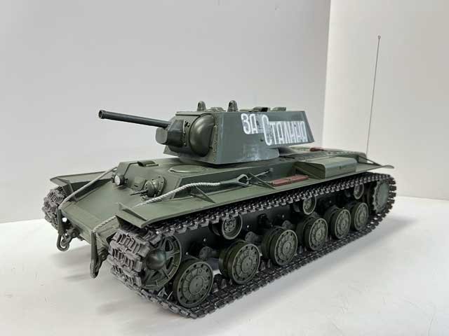 組立塗装済完成品 ☆ タミヤ模型 ☆ 1/16 電動RCタンク ソビエト KV-1