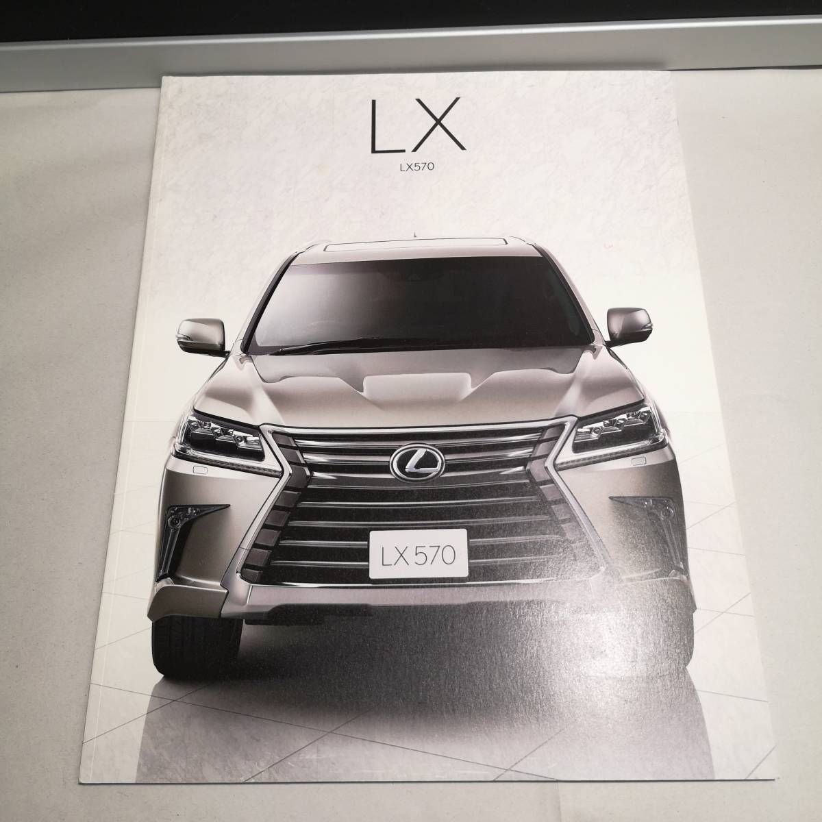 ◆レクサス LX LX570 カタログ 2015/8 51ページ◆◆LEXUS LX brochure car Japan/自動車 新車カタログ/05012_画像1