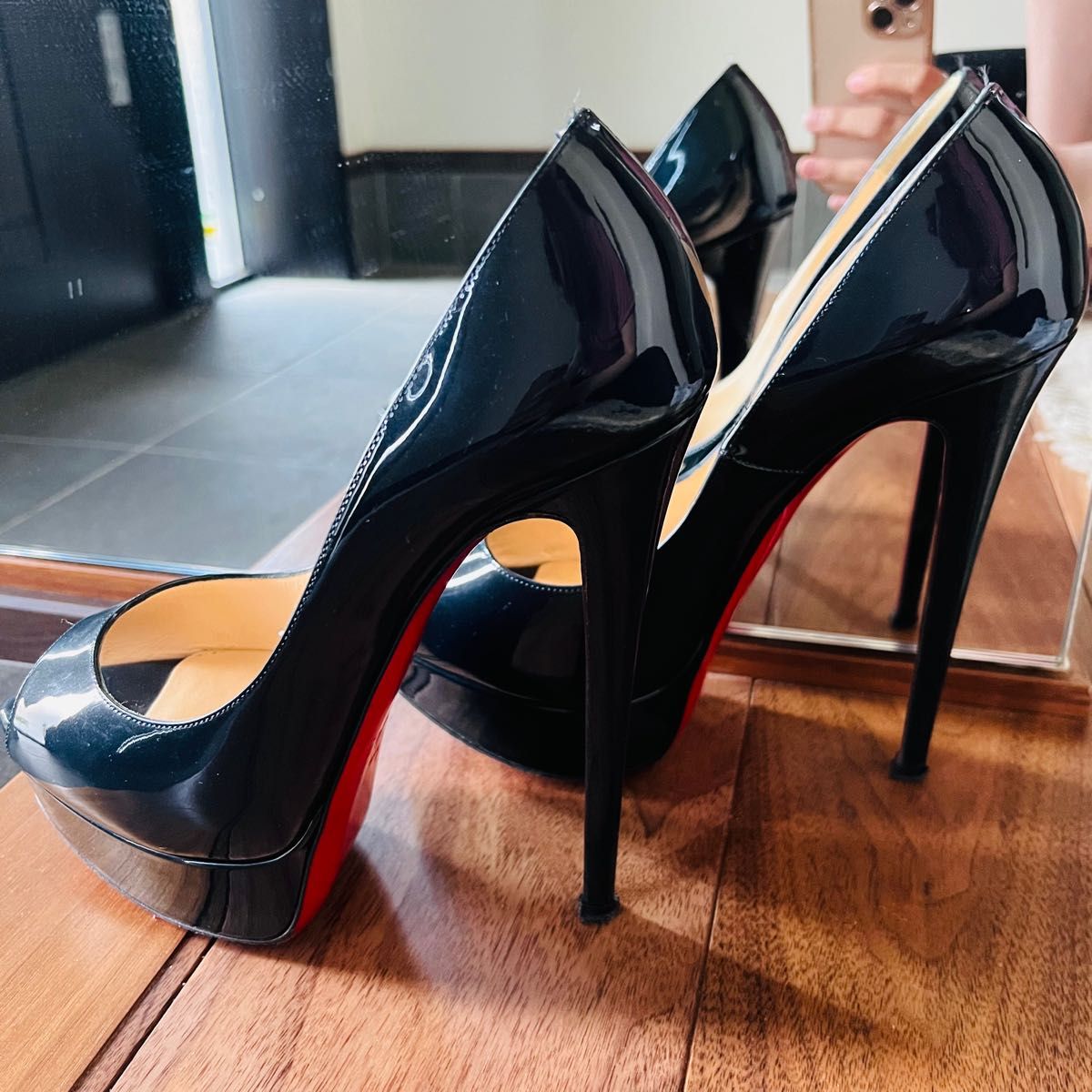 Louboutin ルブタン ⭐︎パンプス サンダル⭐︎オープントゥ-