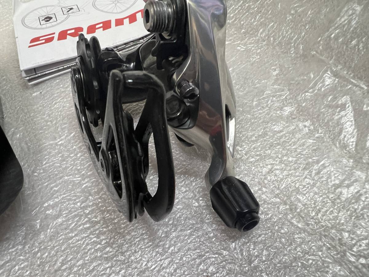 新品 SRAM RED 22 機械式 リアディレイラー 11s ショートケージ28Tまで対応_画像7