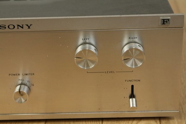 品質は非常に良い 【ソニー SONY】(TA-3200F)パワーアンプ ジャンク