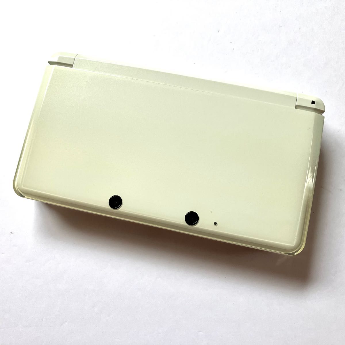 【美品】ニンテンドー3DS アイスホワイト 本体 たまごっちソフト4点付