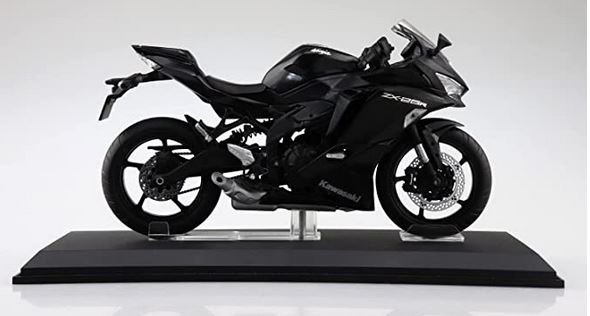 スカイネット 1/12 完成品バイク カワサキ Ninja ZX-25R メタリックスパークブラック_画像3