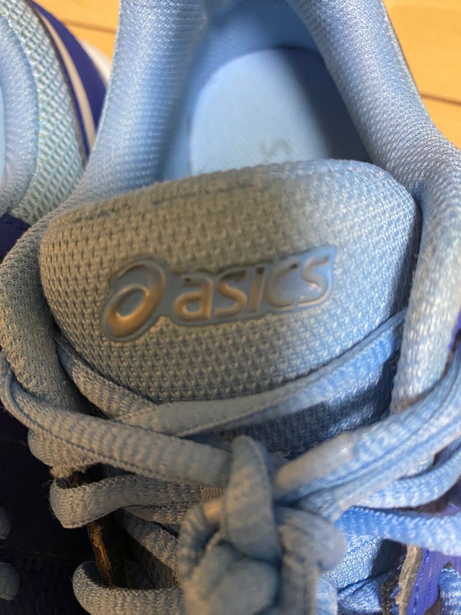 最終値下げ　asics テニスシューズ　カーペットコート用　24.5cm