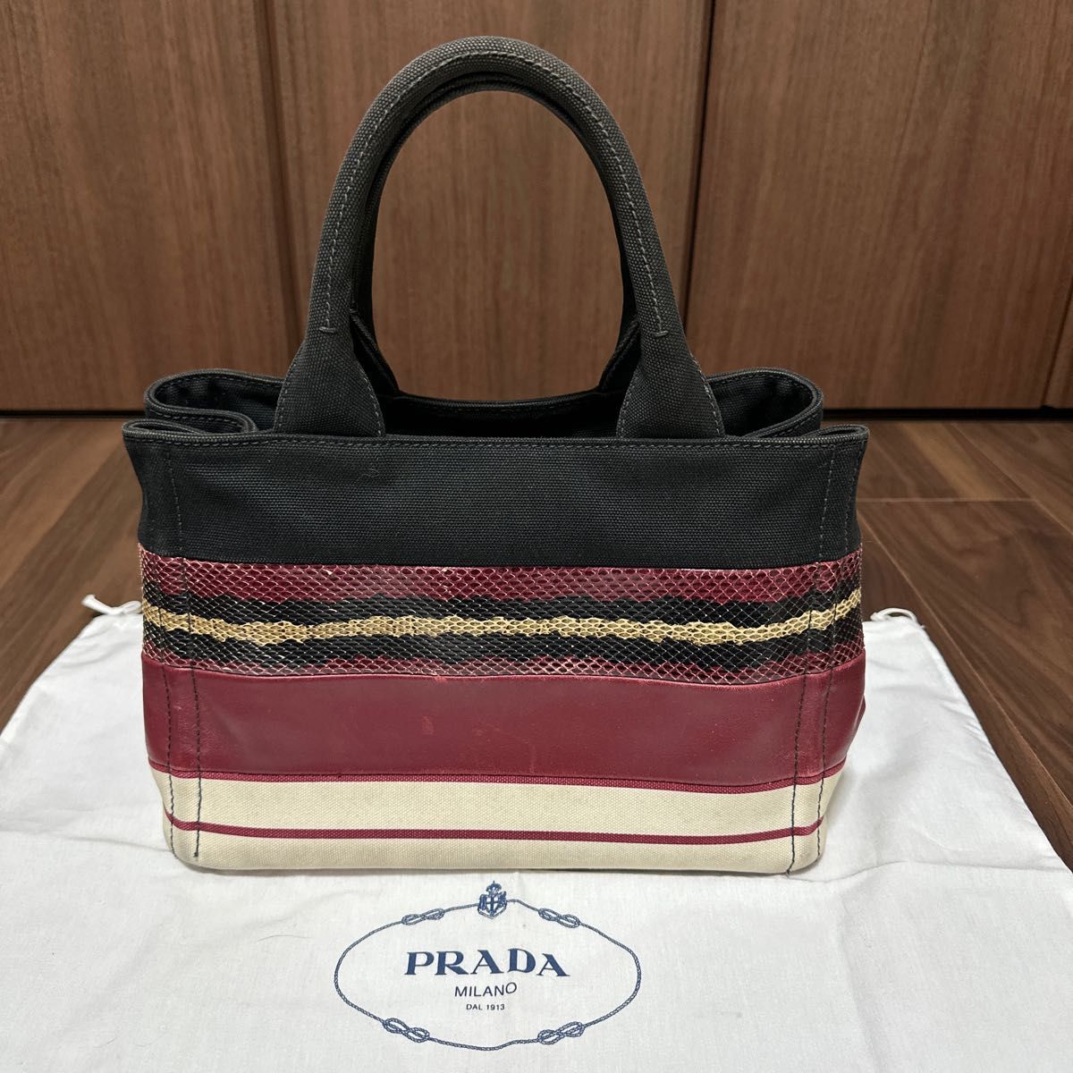 【PRADA】CANAPA PATCH RIGHE MIX CERISE