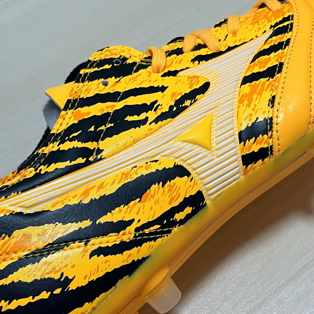 新品 日本未発売 MIZUNO ミズノ モレリアネオ3 プロ AG タイガー 新品 日本未発売 MIZUNO ミズノ モレリアネオ3 プロ AG タイガー