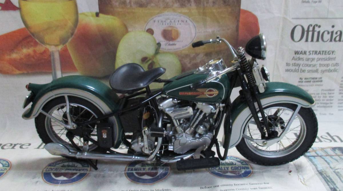 * ultra rare out of print * Franklin Mint * Harley *1/10*1936 Harley-Davidson Knucklehead EL green 