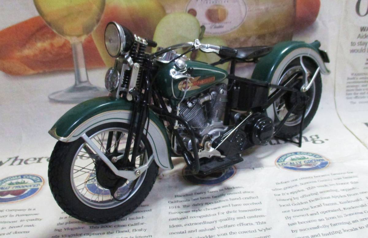 * ultra rare out of print * Franklin Mint * Harley *1/10*1936 Harley-Davidson Knucklehead EL green 