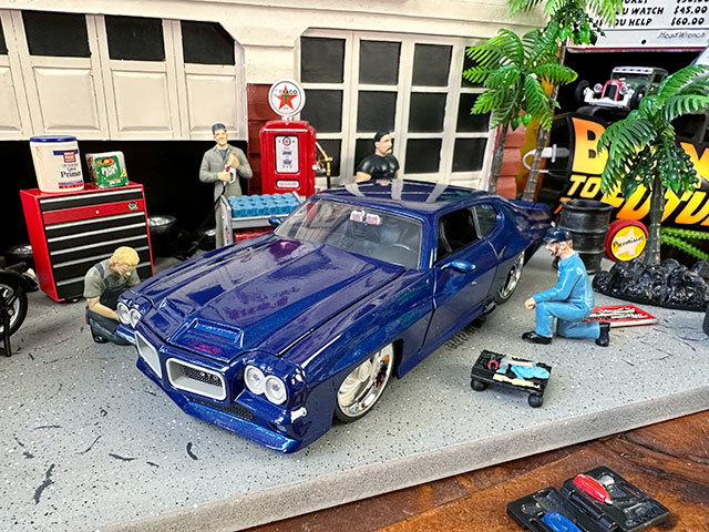 Jada　1971年ポンティアック GTO　ダイキャストミニカー　1/24スケール（ディープブルー） ■ アメリカン雑貨 アメリカ雑貨_画像1