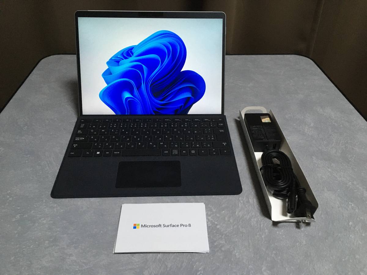 美品：タイプカバー付き】Microsoft Surface Pro8 Platinum i5-1135G7