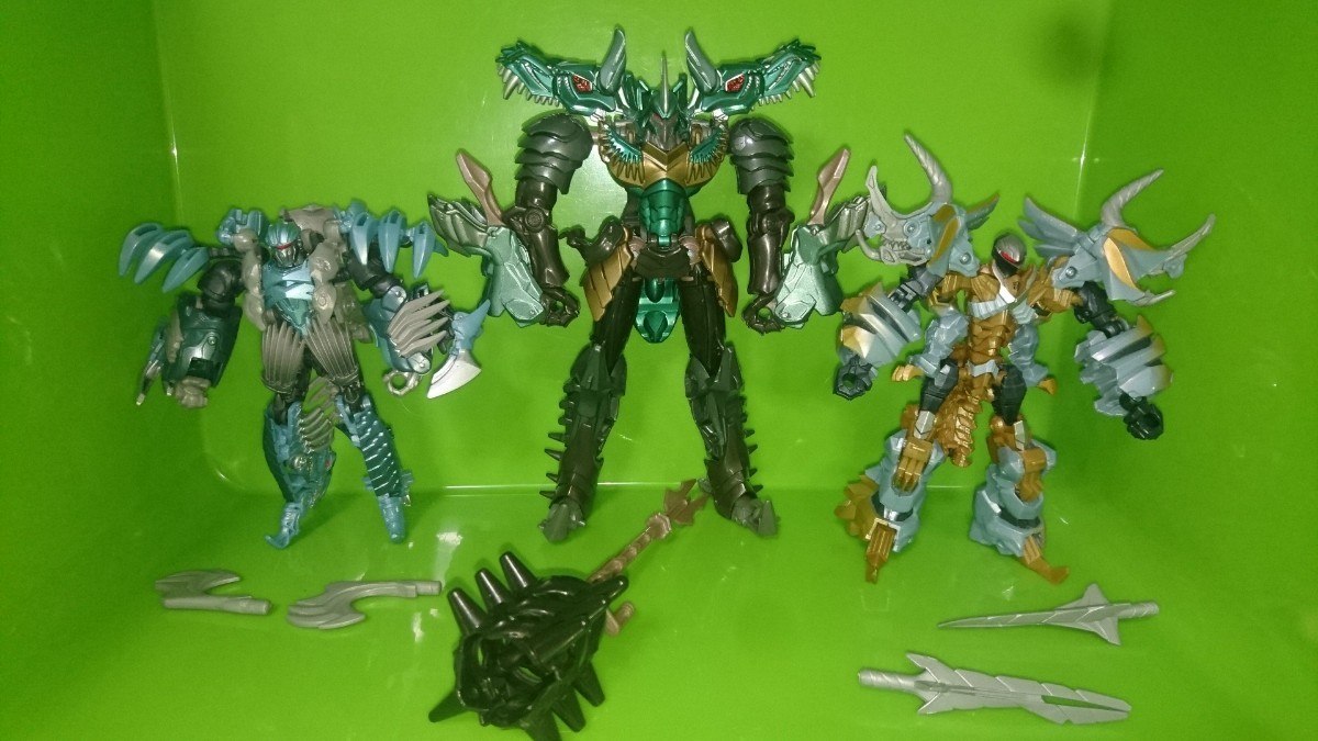 開封品 トランスフォー最後の騎士王 TLK-04ダイノボットスラッシュ TLK