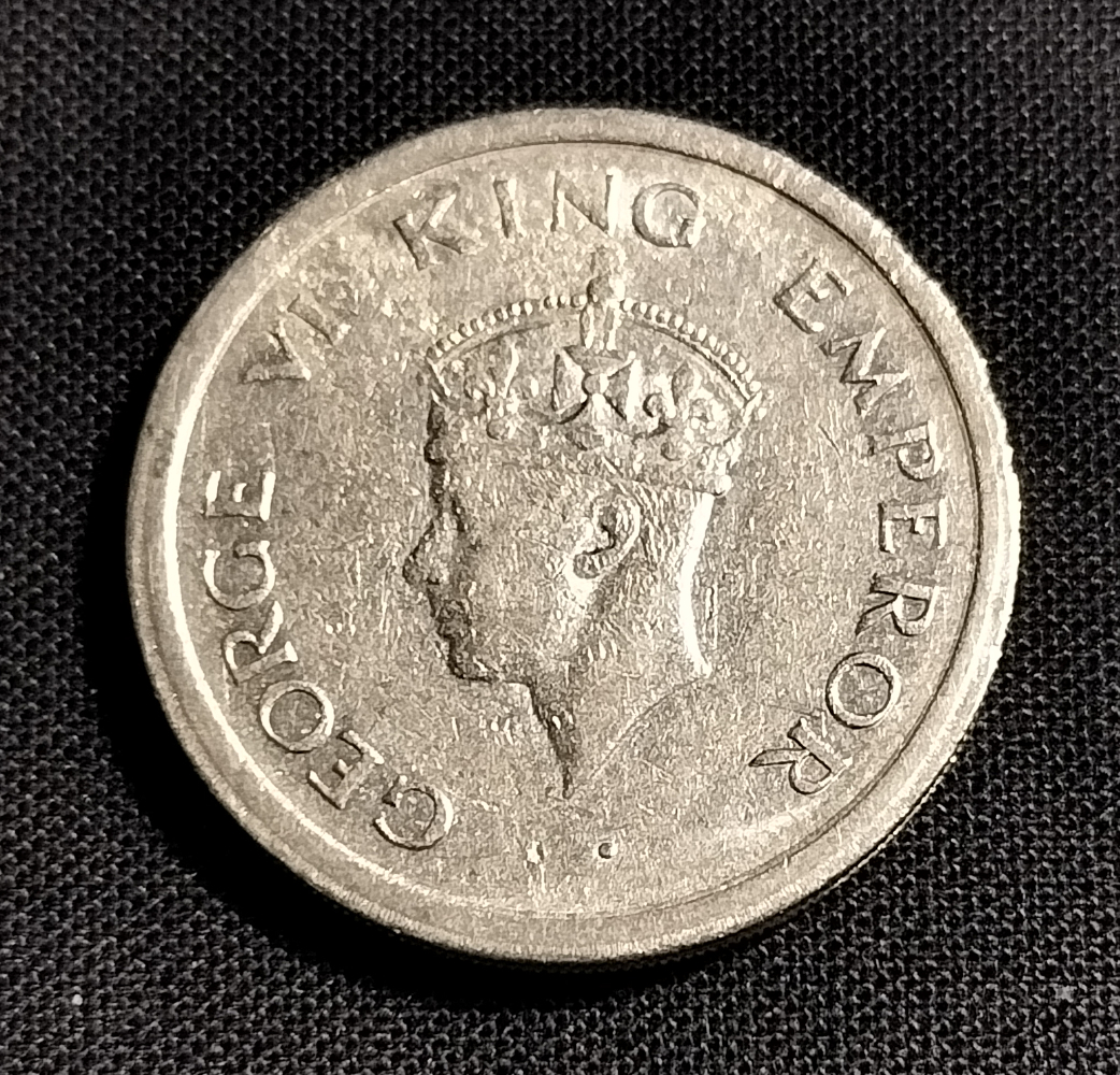 新春セール！英領インド ジョージ6世 1ルピー銀貨 1947_画像1