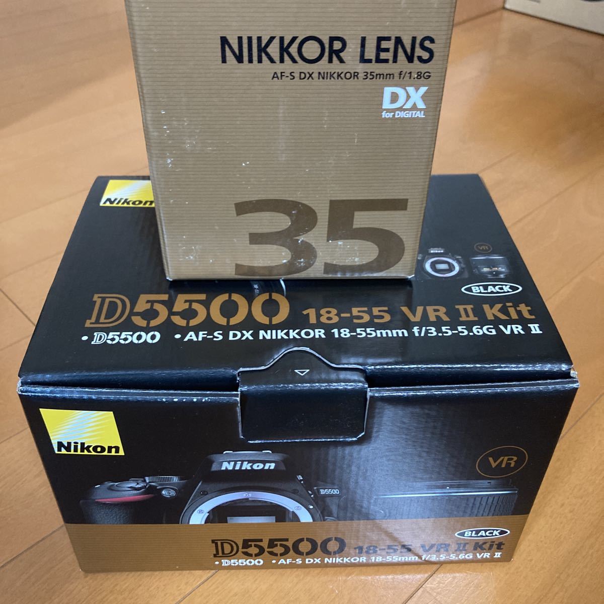 美品Nikon D5500レンズキット☆ショット数6000枚以下!純正単焦点