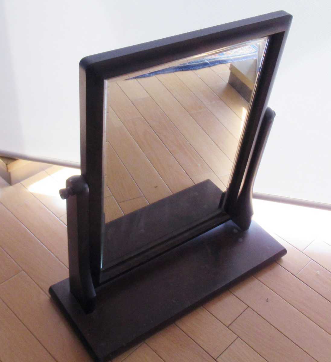 【家具・雑貨】卓上鏡 木製 イギリス製 側面にねじ式 角度が変えられます どっしりとして重厚感あり ディスプレイ用品 インテリア用品