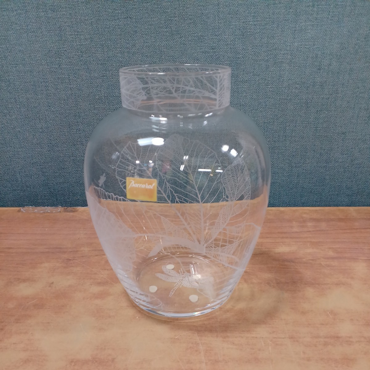 BACCARAT バカラ フラワーベース 花瓶 蜻蛉 トンボ 高さ23cm×幅 BACCARAT バカラ フラワーベース 花瓶 蜻蛉 トンボ 高さ23cm×幅