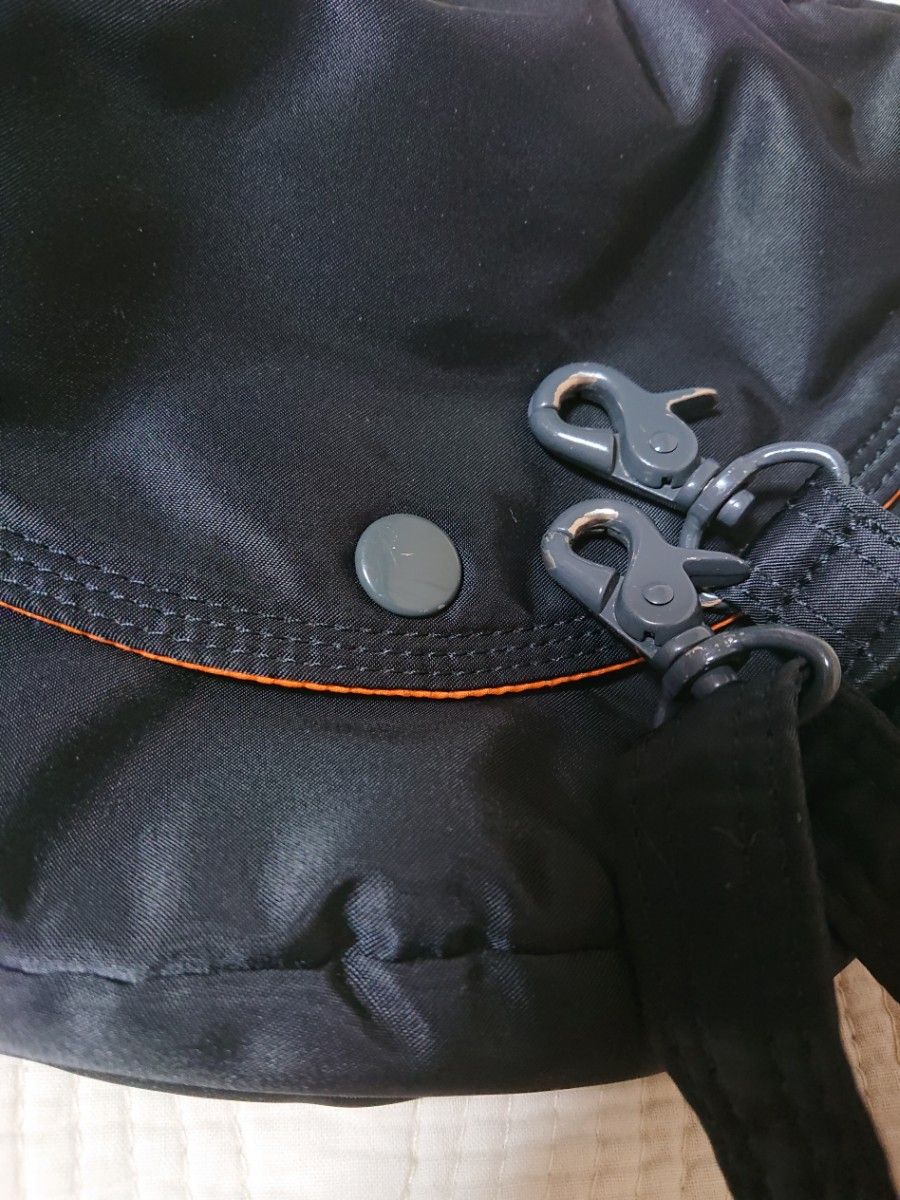 【美品】PORTER ポータータンカー ショルダーバッグ オーバル 半月 斜め掛け 男女兼用 希少 吉田カバン