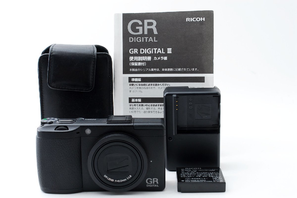 美品 シャッター数11200回 RICOH デジタルカメラ GR DIGITAL III