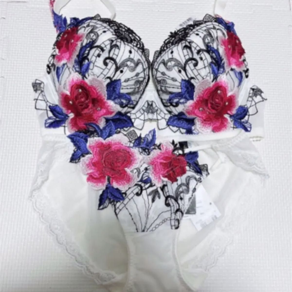 サルート 29グループ ブラジャー ショーツ | noonanwaste.com