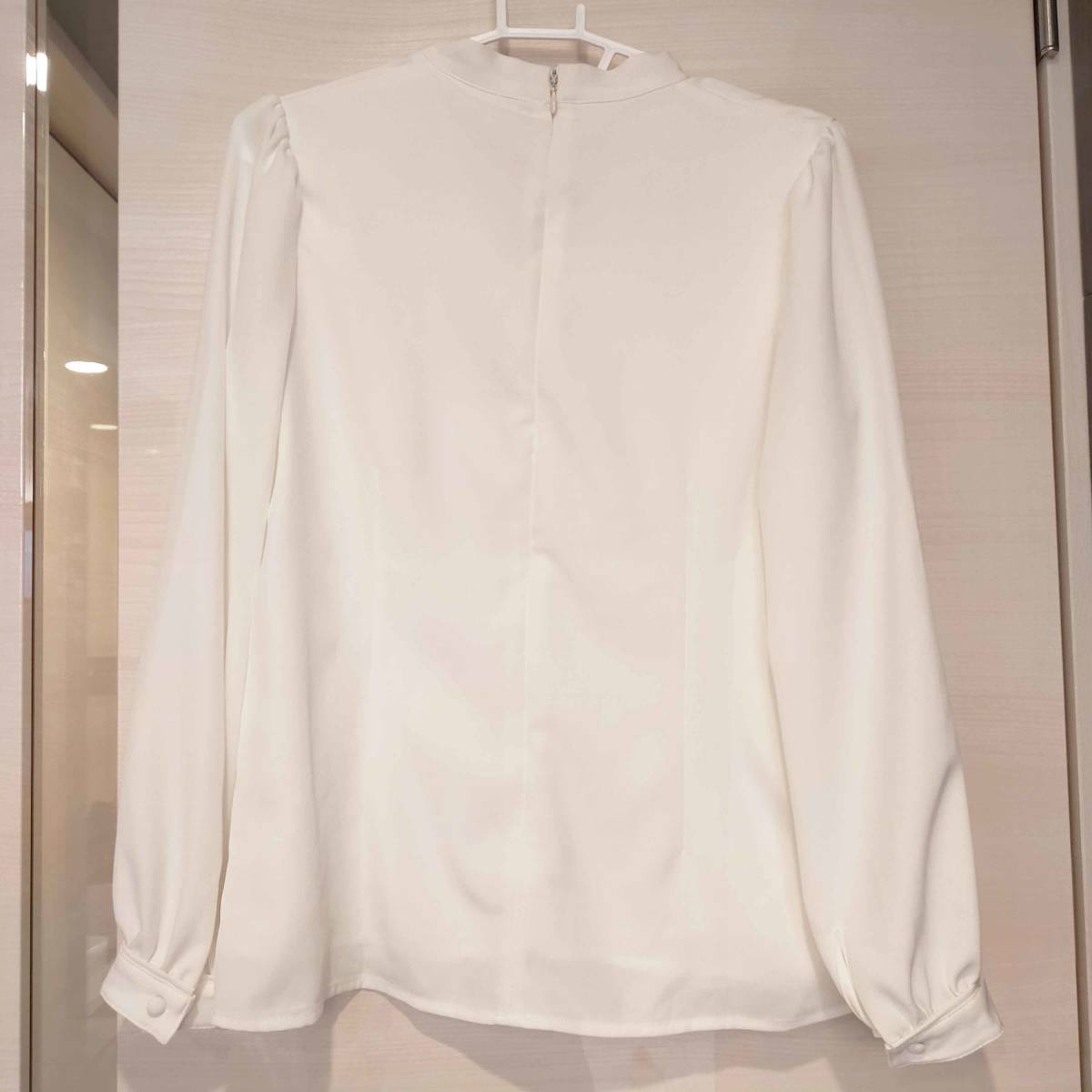 エミリアウィズ フロントリボンブラウス ワイシャツ white S しゃるのクローゼット_画像8
