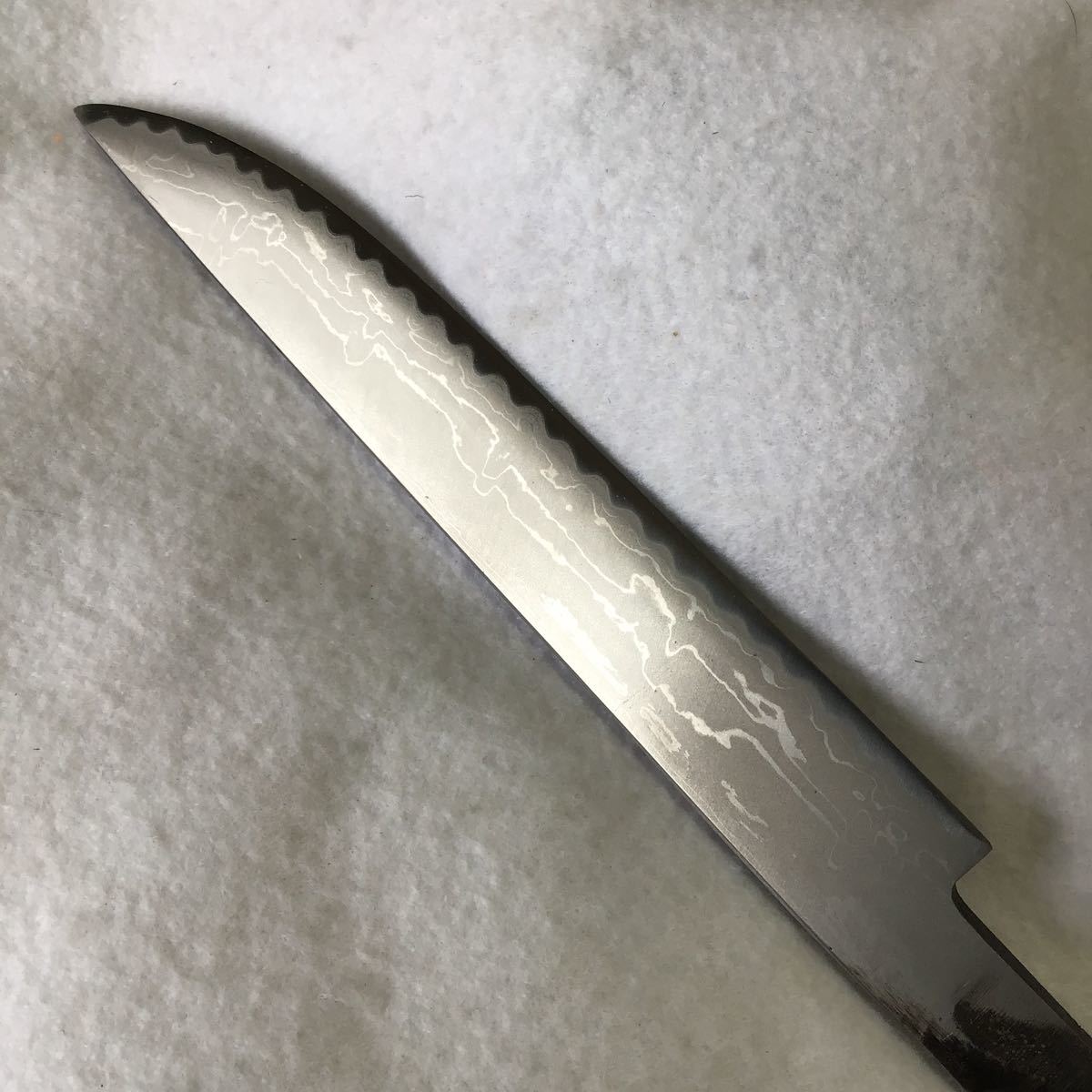 新品 土佐打刃物》剣鉈別注品・白鋼ダマスカス(218mm)両刃剣鉈 新品 土佐打刃物》剣鉈別注品・白鋼ダマスカス(218mm)両刃剣鉈