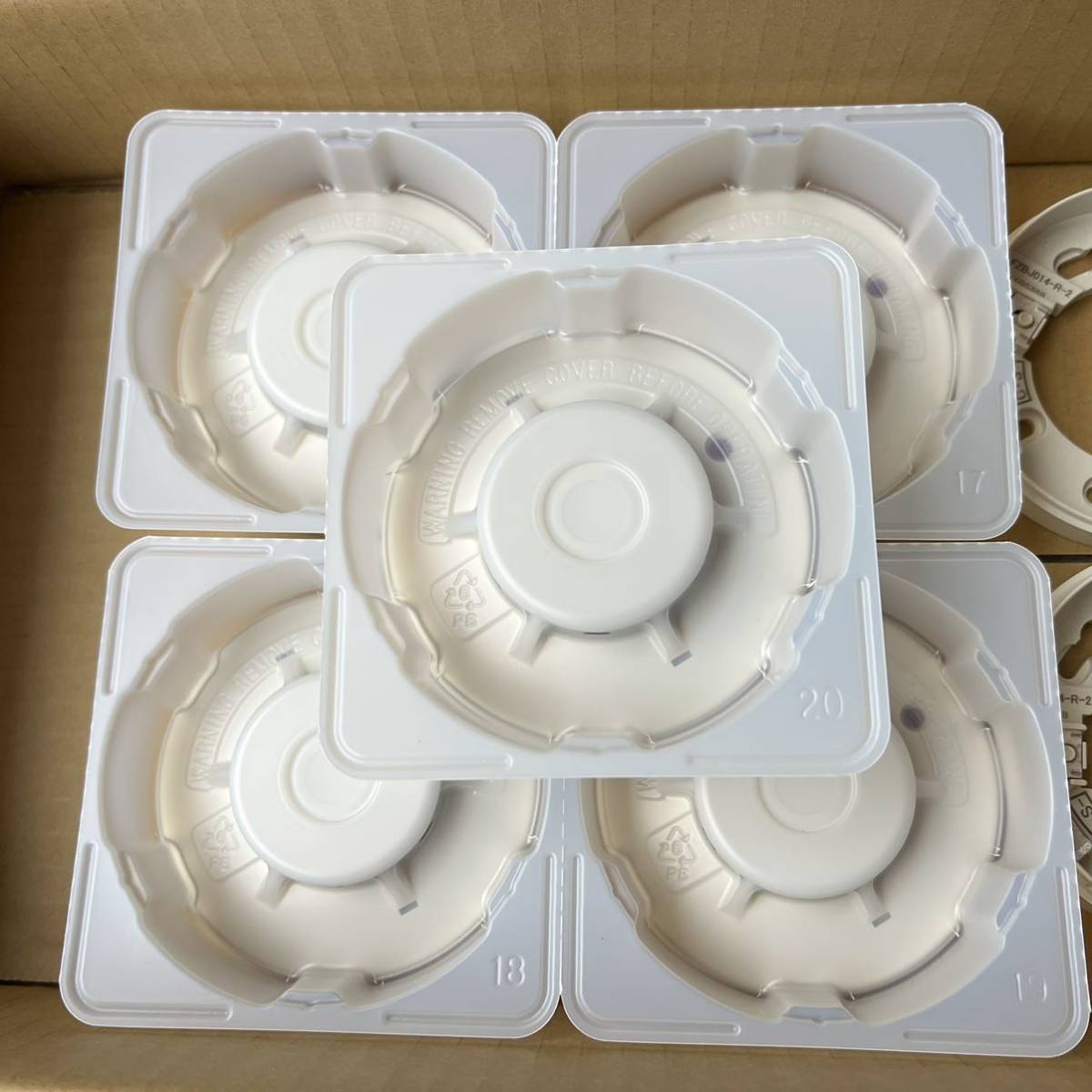 能美防災 煙感知器 2023年製 FDK246 光電式スポット型 感知器 2種