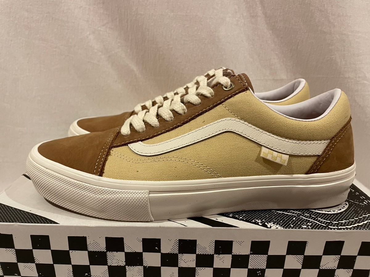 新品バンズOLDSKOOLスリッポンsliponスケートSK8エラERA 28