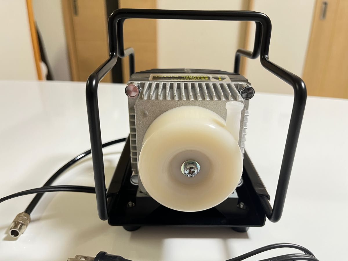 GSIクレオス リニアコンプレッサーL5 レギュレーター エアブラシ GSIクレオス リニアコンプレッサーL5 レギュレーター エアブラシ