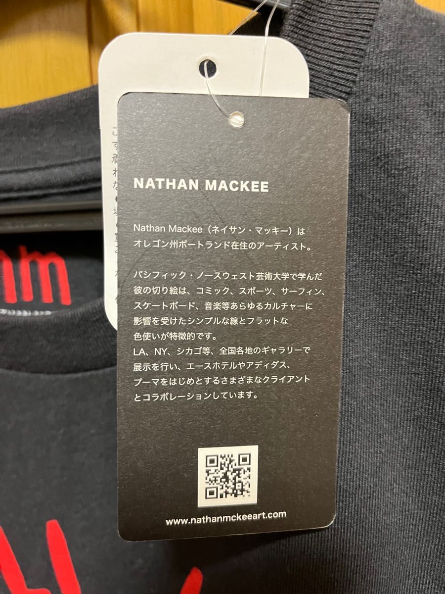 新品未使用品　グローバルワーク　ブラック　サイズM バスケットプリント　NATHAN MACKEEコラボシャツ
