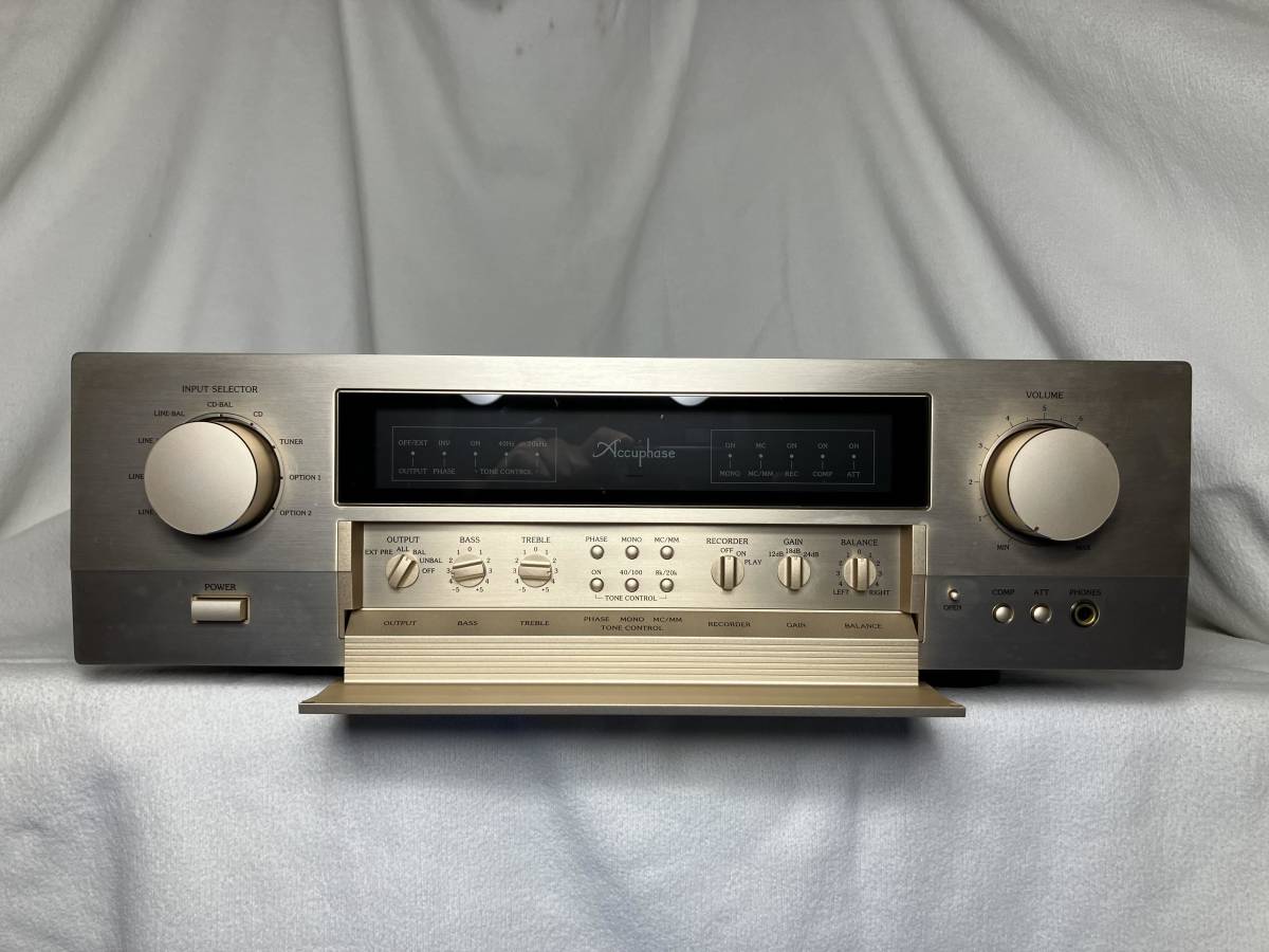 Accuphase　アキュフェーズ プリアンプC-2110 1オーナ、元箱あり_画像2