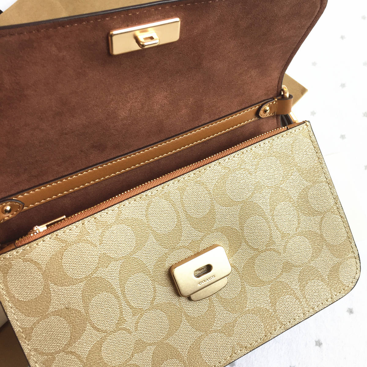 新品未使用】COACH コーチバッグ CA529 カーキ ハンドバッグ