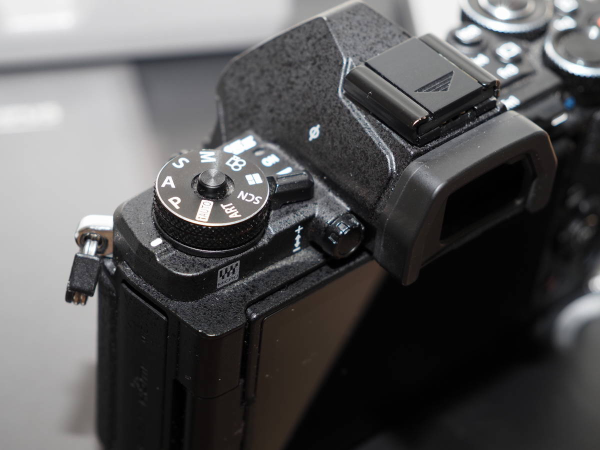ジャンク品 OLYMPUS/オリンパス OM-D E-M5 MarkⅡ ミラーレス一眼