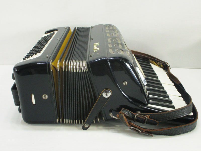 3829 時代 TOMBO トンボ楽器 アコーディオン ケース付 / 黒 ブラック 鍵盤楽器 インテリア 置物の画像5