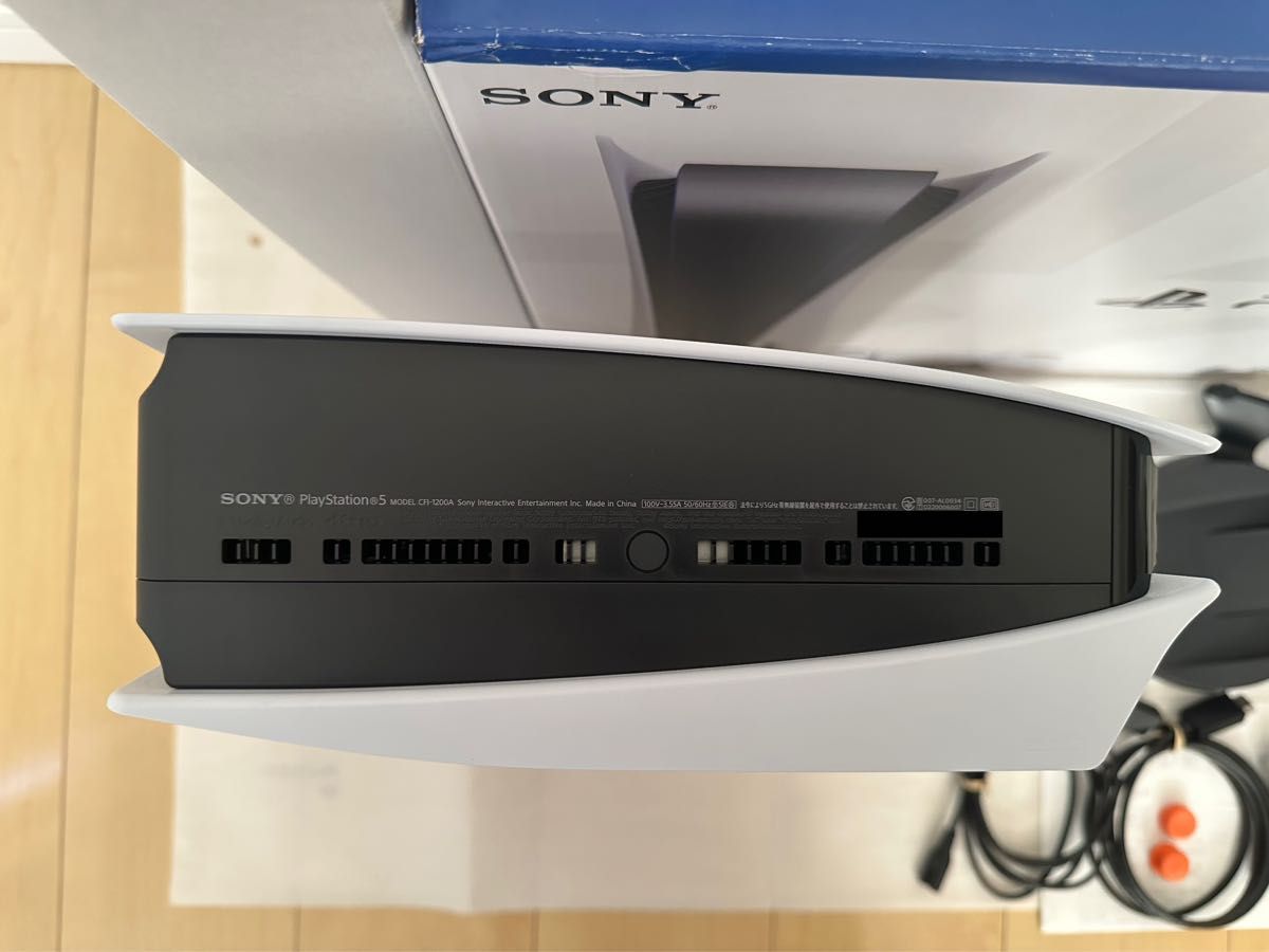 PS5 本体 PlayStation5 ディスクドライブ搭載 新モデル(CFI-1200A01)】中古品