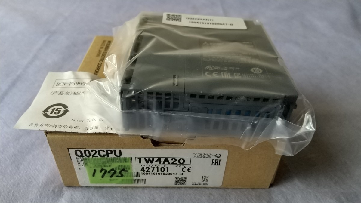 MITSUBISHI ELECTRIC Q02CPU(1775)（未使用品)