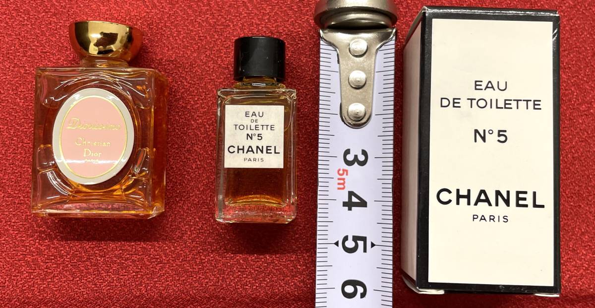 ＃3803【未使用】CHANEL NO5香水4.5ml/ディオールディオリシモミニ/【中古】Hermsイリスパフュームドボディムース/オードトワレロールオン_画像2