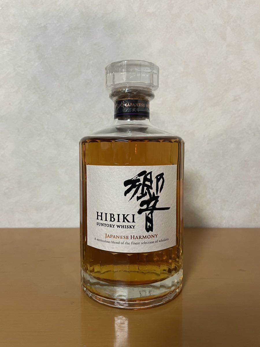 入園入学祝い サントリー 響 ジャパニーズ ハーモニー 43% 700ml<br>箱