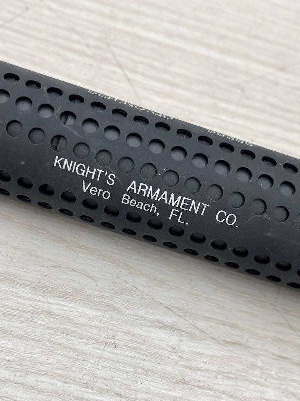 KNIGHTS ARMAMENTタイプ レプリカ M4QD サプレッサー サイレンサー CAL.5.56MM サバゲー ミリタリー トイガン エアガン パーツ 即日配送の画像2