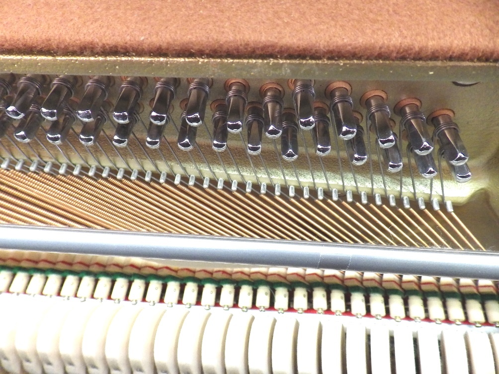KAWAI カワイ 中古アップライトピアノ 607 製造年約2007年製 猫脚 木目