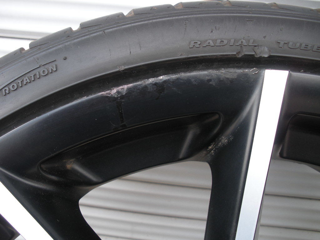 M'zスピード 19インチ 8J 215/35/19 4本セット プリウス 50