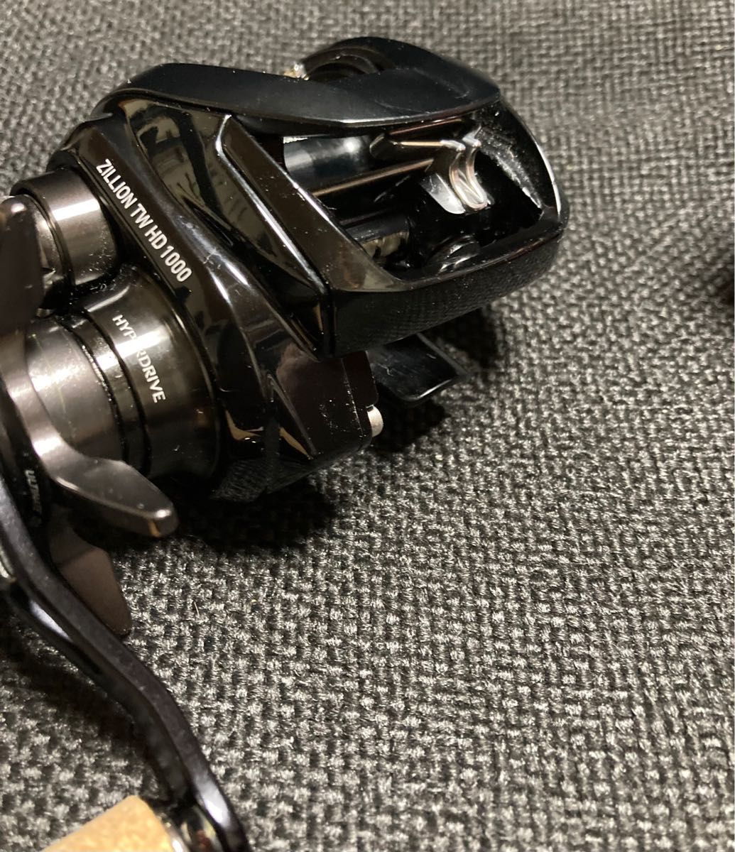 22 ジリオン TW HD 1000XH SLPワークスのコルクノブ装着 ダイワ 22 ジリオン TW HD 1000XH SLPワークスのコルクノブ装着 ダイワ