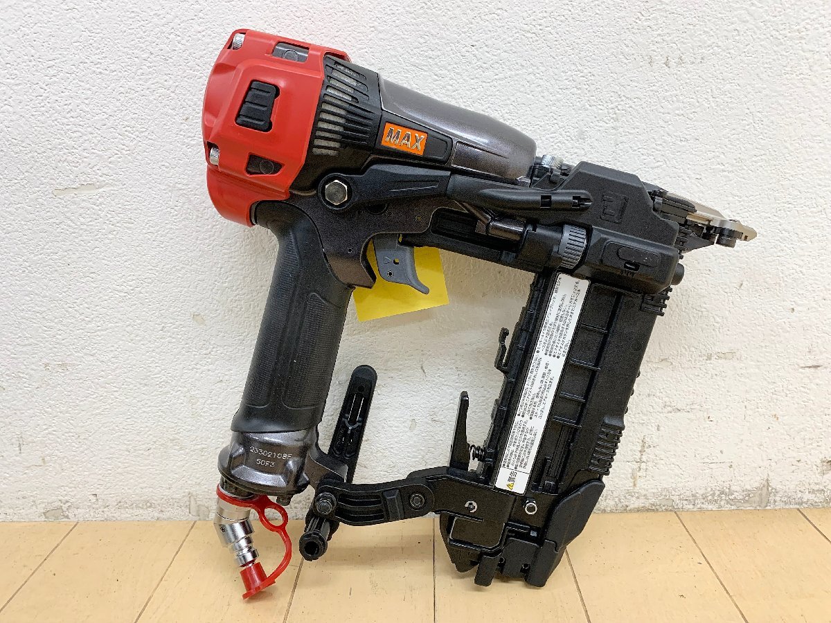 ☆未使用☆MAX マックス 高圧50mmフロアネイラ HA-50F3(D) 本体/ケース