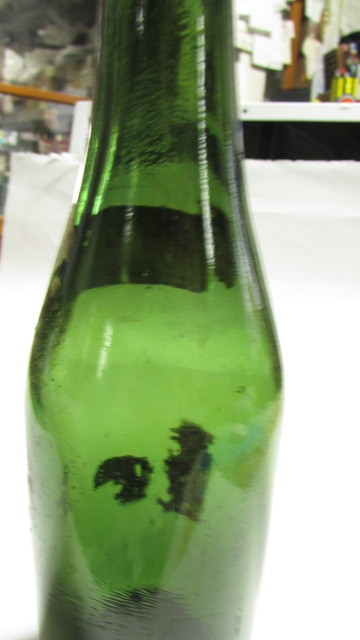 （旧家・蔵出し）（戦前の全面気泡の緑色ガラス瓶・冨士サイダ－）ＮＯ１２・貴重珍品_画像7