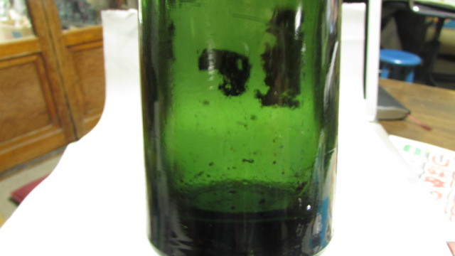 （旧家・蔵出し）（戦前の全面気泡の緑色ガラス瓶・冨士サイダ－）ＮＯ１２・貴重珍品_画像9